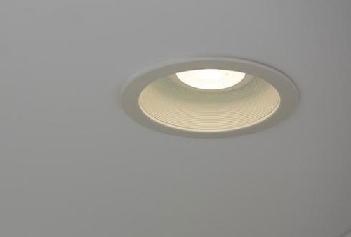 Bóng Đèn Âm Trần: 7W, 9W, 12W, 3 Màu - Chọn Lựa & Ứng Dụng