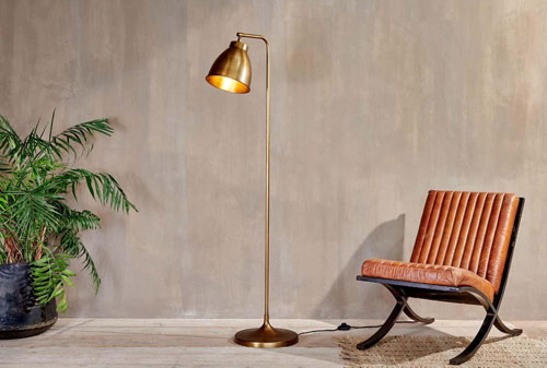 Đèn Cây Đứng: Lợi Ích và Ứng Dụng trong Bố Trí Ánh Sáng