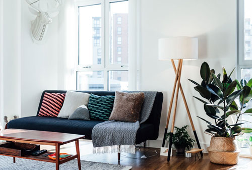 Đèn cây đứng mang lại cá tính cho bất kỳ căn phòng nào