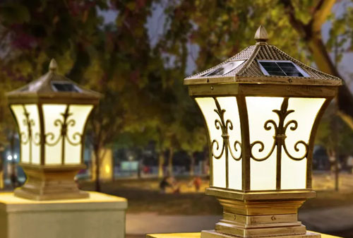 Đèn năng lượng mặt trời trụ cổng - Giải pháp tối ưu cho cổng nhà