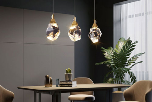 Đèn Thả Pha Lê: Thắp Sáng Không Gian Sang Trọng