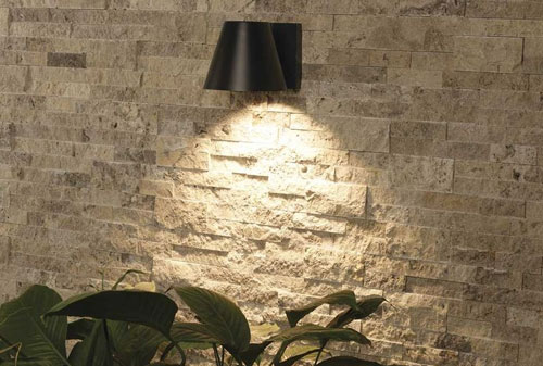 Đèn treo tường ngoài trời cho không gian nhỏ hẹp