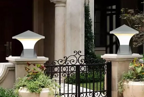 Đèn trụ cổng hiện đại - Sự hoàn hảo cho không gian ngoại thất sang trọng