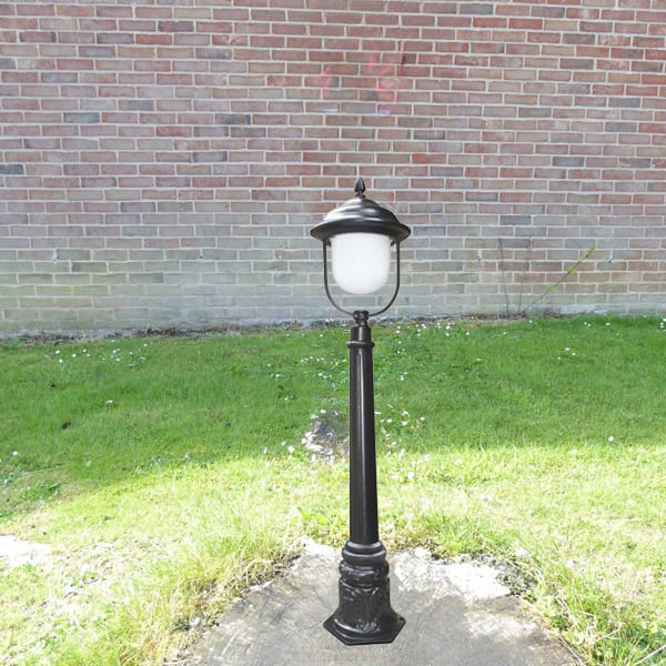 Tại sao gọi là Đèn nấm sân vườn? Các mẫu đèn nấm Bách Tán, nấm Cây Thông phổ biến