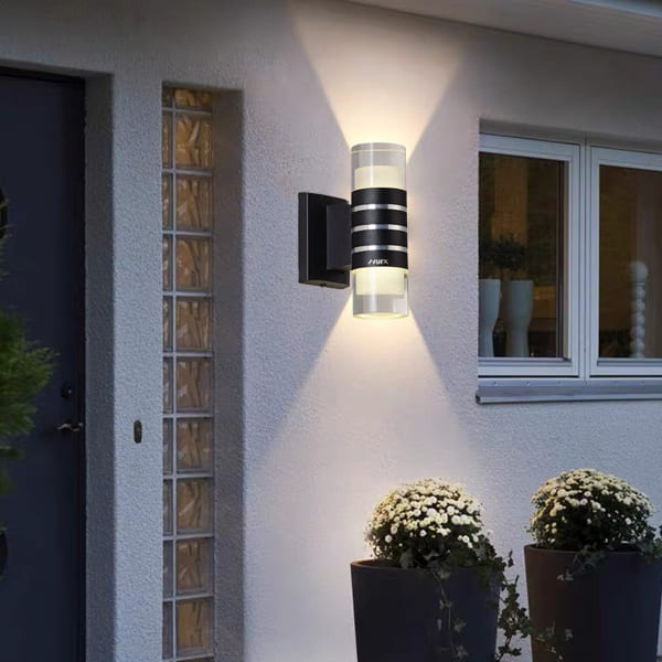 Cẩm nang Đèn tường chống thấm: Kỹ thuật hắt sáng, Chuẩn IP65 & Báo giá