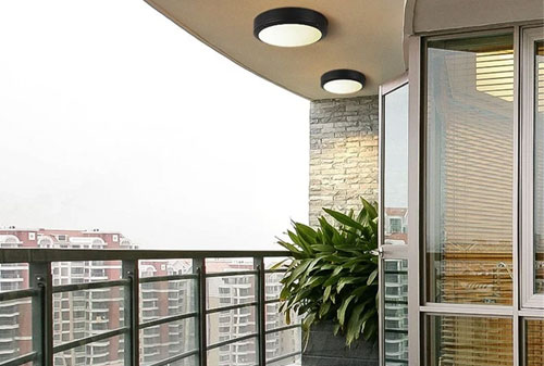 Khám phá những mẫu đèn ốp trần ban công độc đáo và ấn tượng