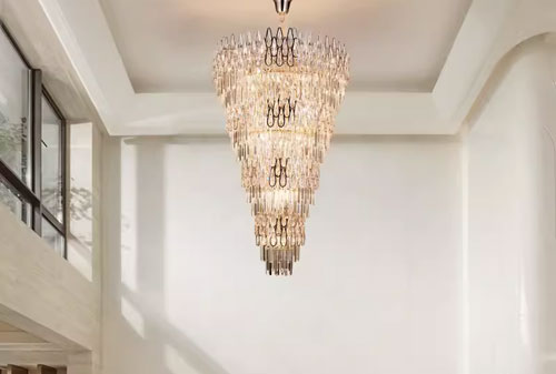 Lựa chọn đèn thông tầng pha lê phù hợp với không gian sống của bạn