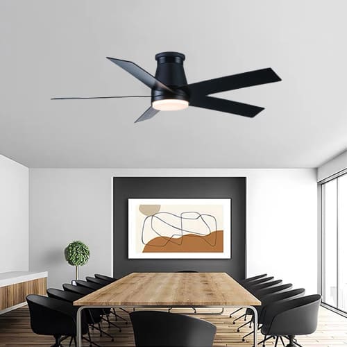 Quạt trần đèn cho nhà thấp: Hãy chọn đèn LED đĩa (liền khối) thay vì đèn chùm rườm rà
