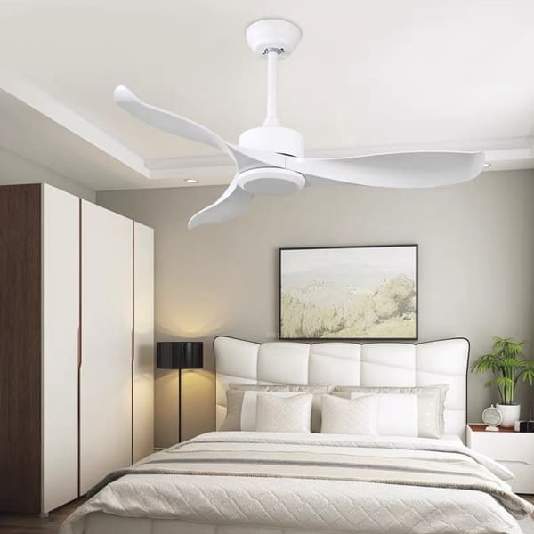 Xu hướng thiết kế nội thất Tối giản (Minimalism) với Quạt trần 3 cánh trắng 'tàng hình'