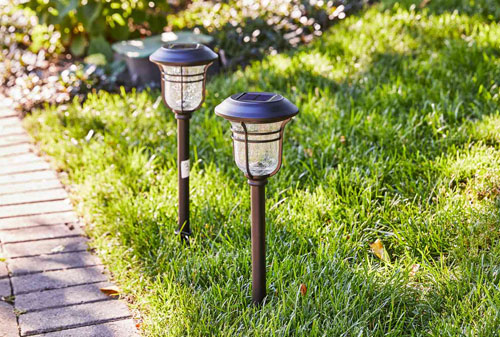 Đèn Năng Lượng Mặt Trời: Sự Thay Đổi Đáng Kinh Ngạc