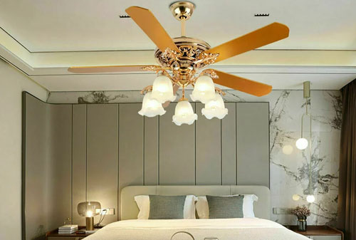 Tìm hiểu thông tin sản phẩm quạt trần đèn chùm có mát không?