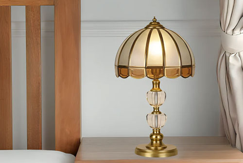 Tổ chức tiệc tại nhà lung linh với đèn trang trí để bàn - 8 ý tưởng sáng tạo