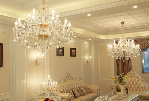 Trang trí không gian sang trọng với các mẫu đèn chùm pha lê đẹp
