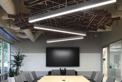Ưu điểm của đèn thả trần văn phòng