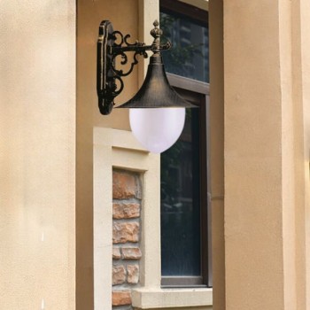 Đèn tường ngoài trời chao nhựa đục kiểu cổ điển giá rẻ H380mm TT-0109D