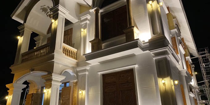 Đèn chùm đồng biệt thự Bình Thủy Cần Thơ