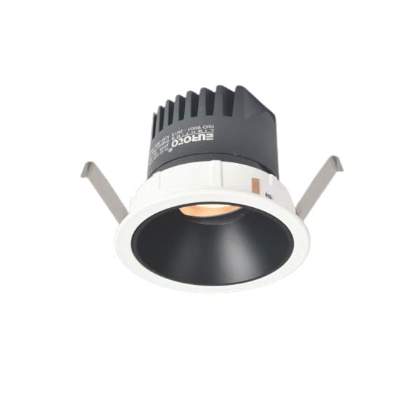 Đồ họa mô phỏng sự khác biệt về cấu tạo giữa chip LED COB hội tụ và chip LED SMD dàn trải