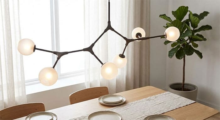 Đèn chùm thiết kế hình nhánh cây đặc trưng phong cách Scandinavian