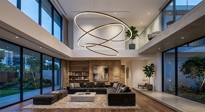 Đèn thả 3 vòng LED kích thước lớn thả đan chéo nghệ thuật tại khu vực thông tầng