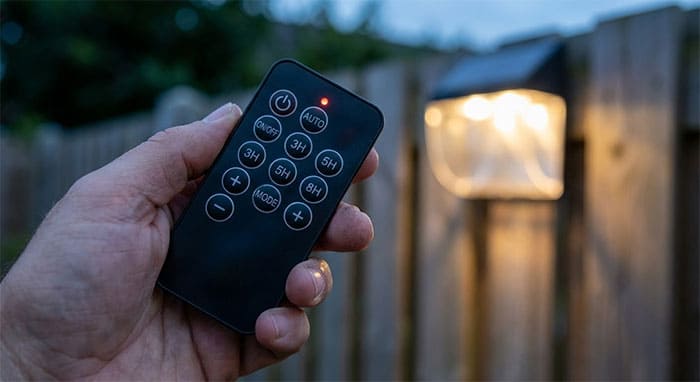 Hướng dẫn các nút chức năng trên remote đèn năng lượng mặt trời
