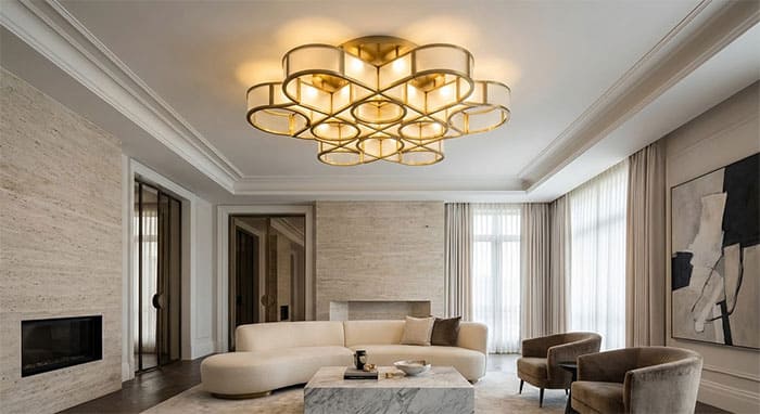Không gian phòng khách sang trọng với đèn ốp trần thiết kế lạ mắt