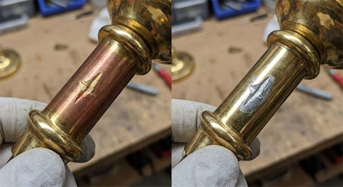 Kiểm tra phôi đèn chùm: Màu vàng đỏ của đồng thật vs màu trắng xám của hợp kim