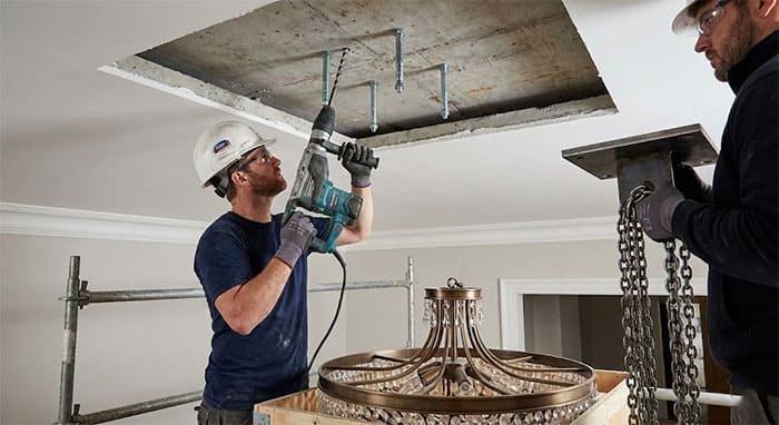 Kỹ thuật gia cố trần bê tông để treo đèn chùm nặng