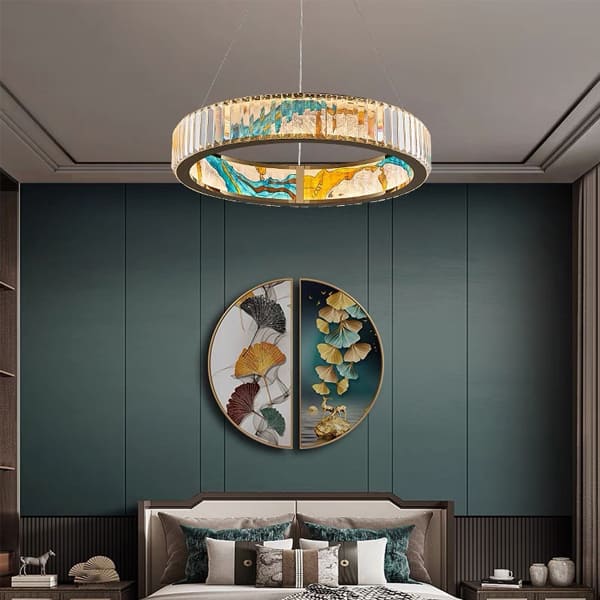 Mẫu đèn chùm pha lê thiết kế vòng tròn đơn giản trong phòng khách hiện đại