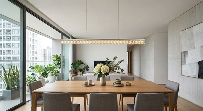 Sự tinh tế của đèn thả pha lê dạng thanh ngang