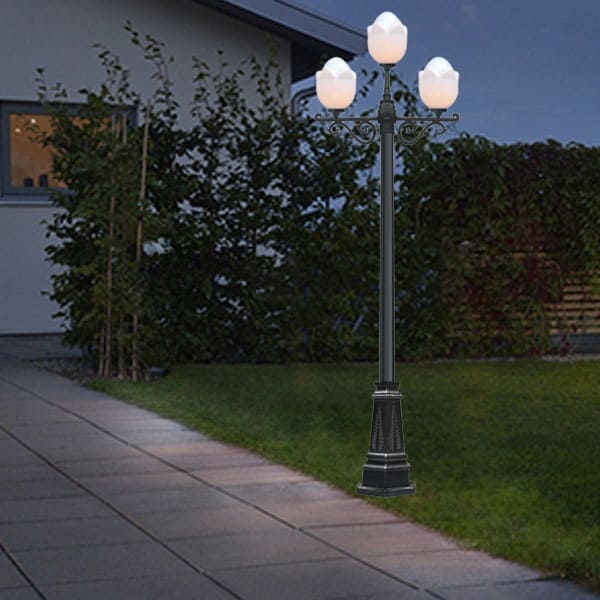 10 mẫu đèn sân vườn ngoài trời rẻ - bền - đẹp không thể bỏ qua