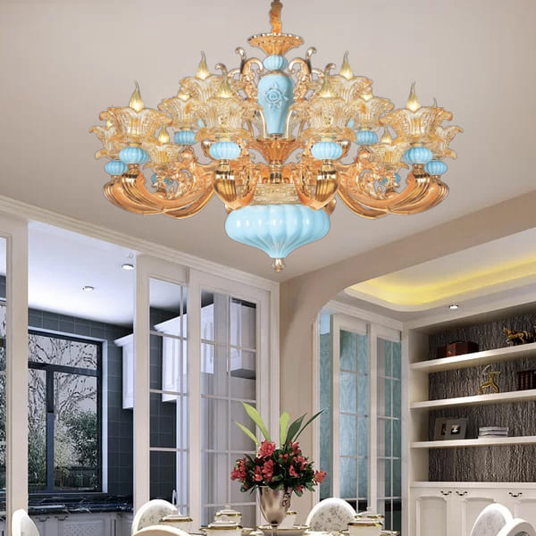 Cách lựa chọn đèn chùm cổ điển phòng khách phù hợp với phong thủy