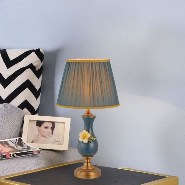 Xu hướng thiết kế đèn bàn và đèn cây đứng hiện đại năm 2026