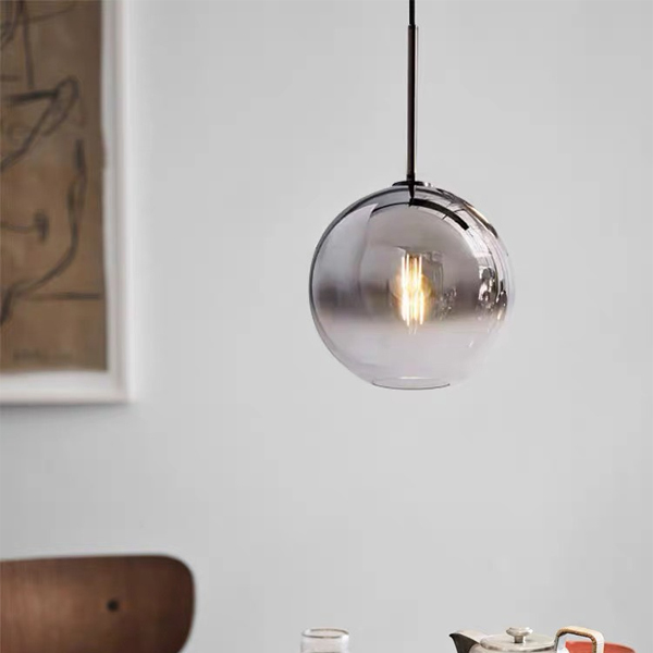 Đèn thả trần thủy tinh: Tạo điểm nhấn cho không gian nội thất của bạn