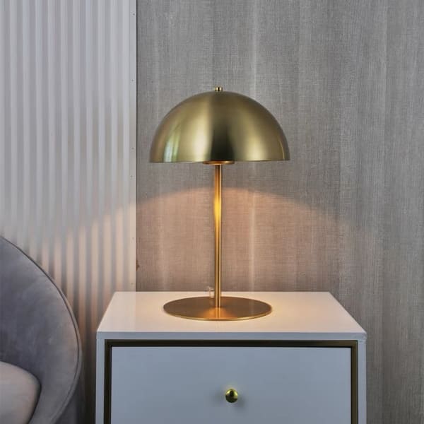 Hướng dẫn chọn đèn trang trí phòng ngủ phù hợp với phong cách thiết kế - Phong cách cổ điển