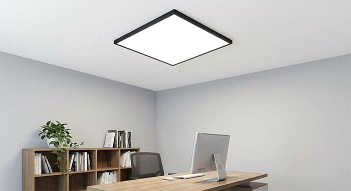 Thiết kế đèn mâm vuông tạo cảm giác kỷ luật, nguyên tắc, giúp tăng cường sự tập trung cho phòng làm việc